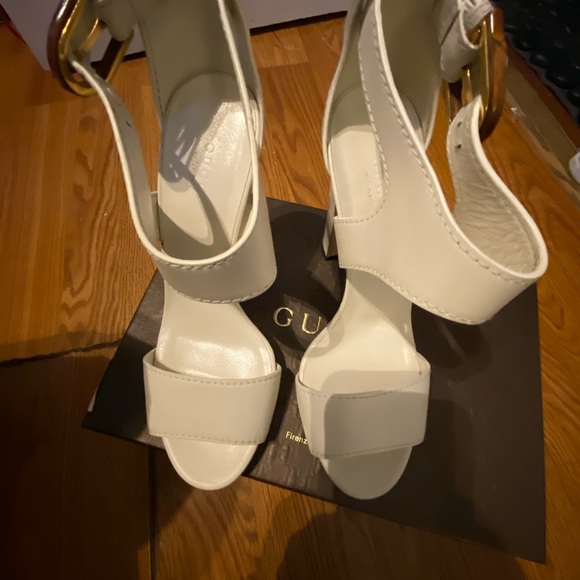 Authentic Gucci Lifford Heels - Picture 3 of 8